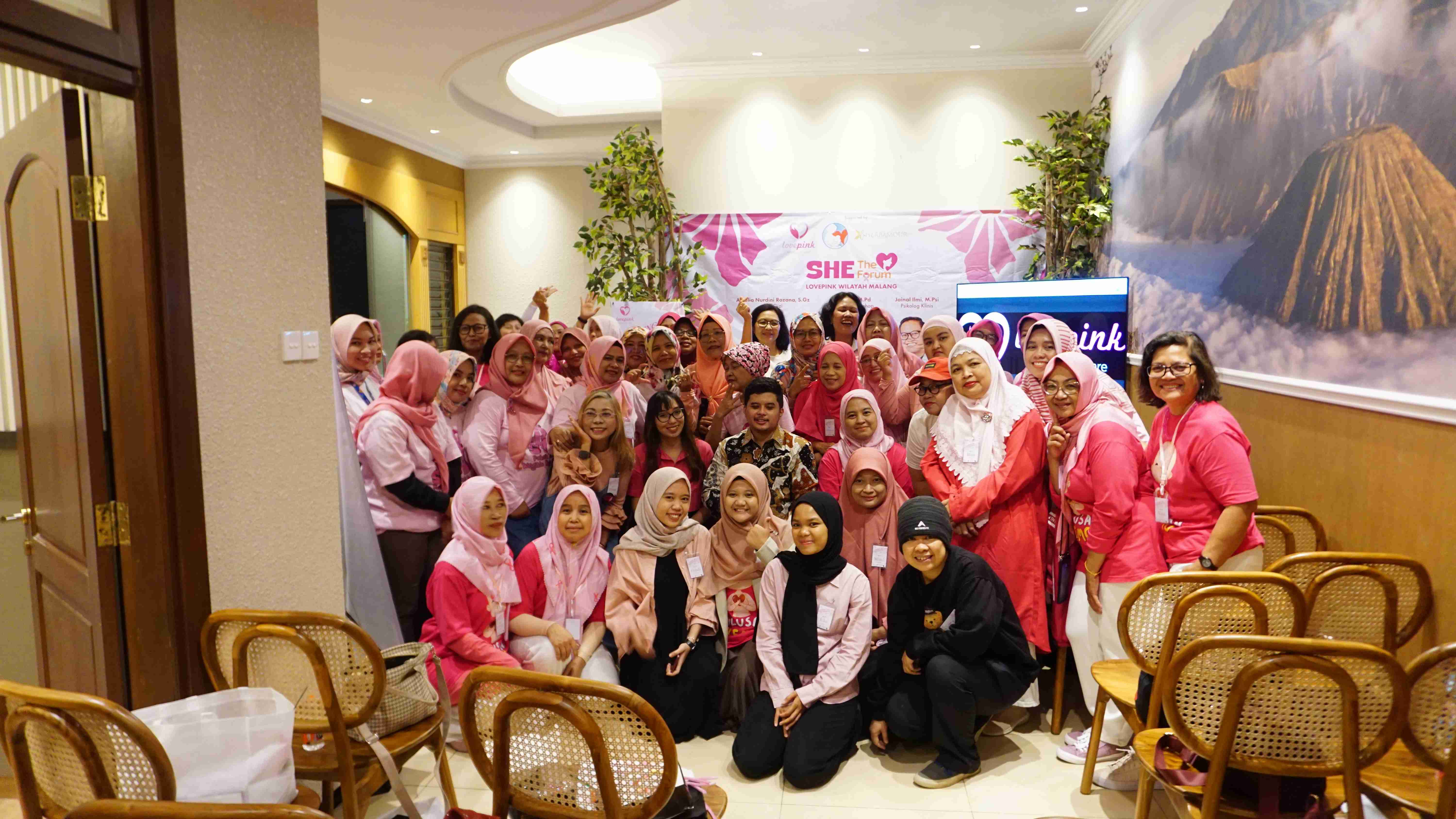 SHE The Forum 2025: Lovepink Wilayah Malang - Hidup dalam Kelimpahan di SHE The Forum 2025 Lovepink Wilayah Malang Ajak Perempuan Lebih Peduli Kesehatan Kanker Payudara dengan Pink Screening 